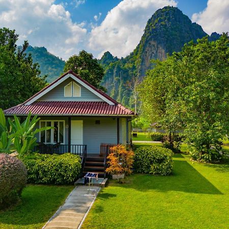 Bearlinbungalow Vang Vieng Exteriör bild