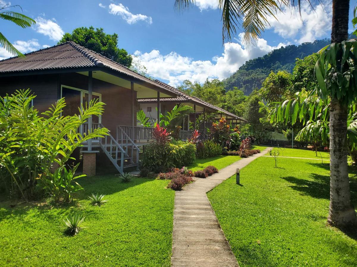 Bearlinbungalow Vang Vieng Exteriör bild