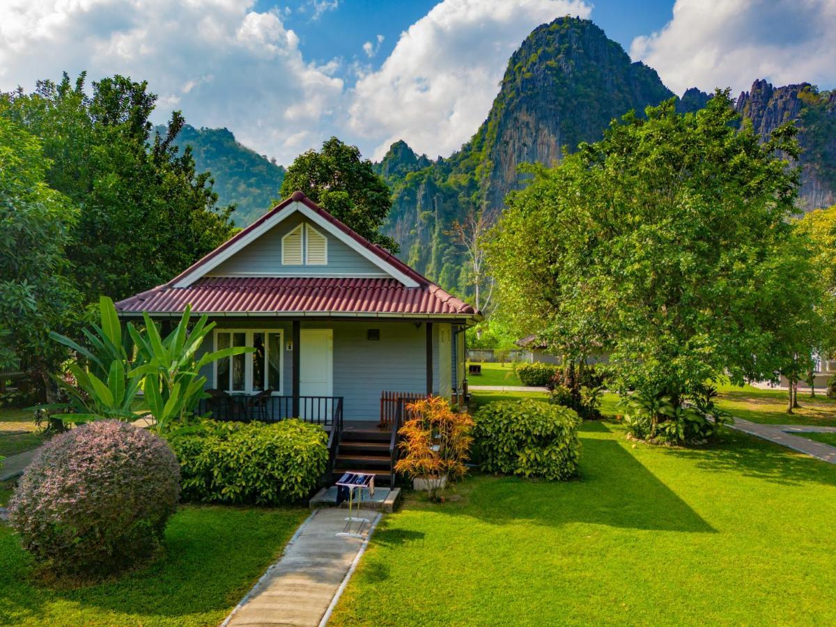 Bearlinbungalow Vang Vieng Exteriör bild