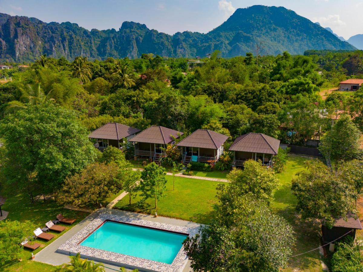 Bearlinbungalow Vang Vieng Exteriör bild