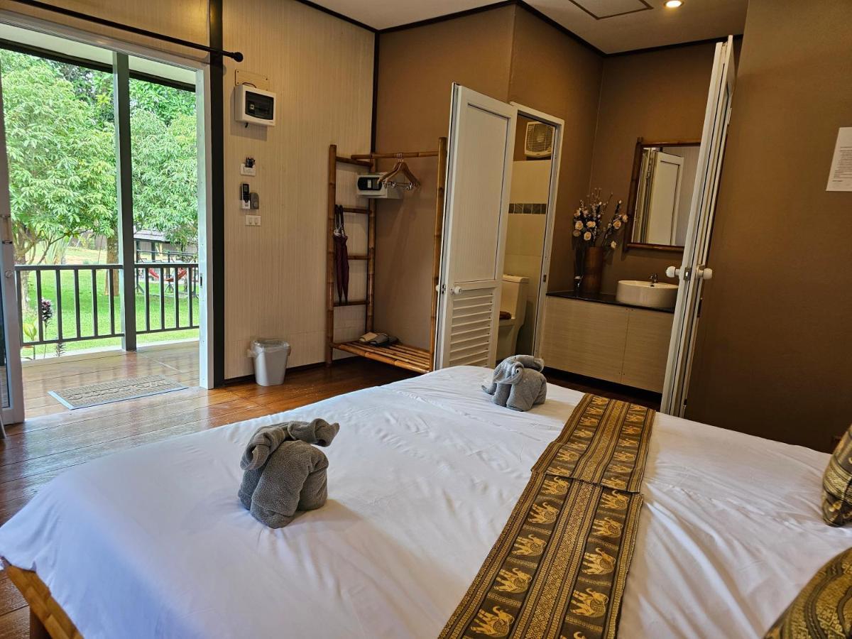 Bearlinbungalow Vang Vieng Exteriör bild