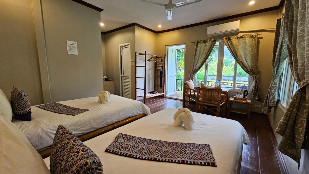 Bearlinbungalow Vang Vieng Exteriör bild